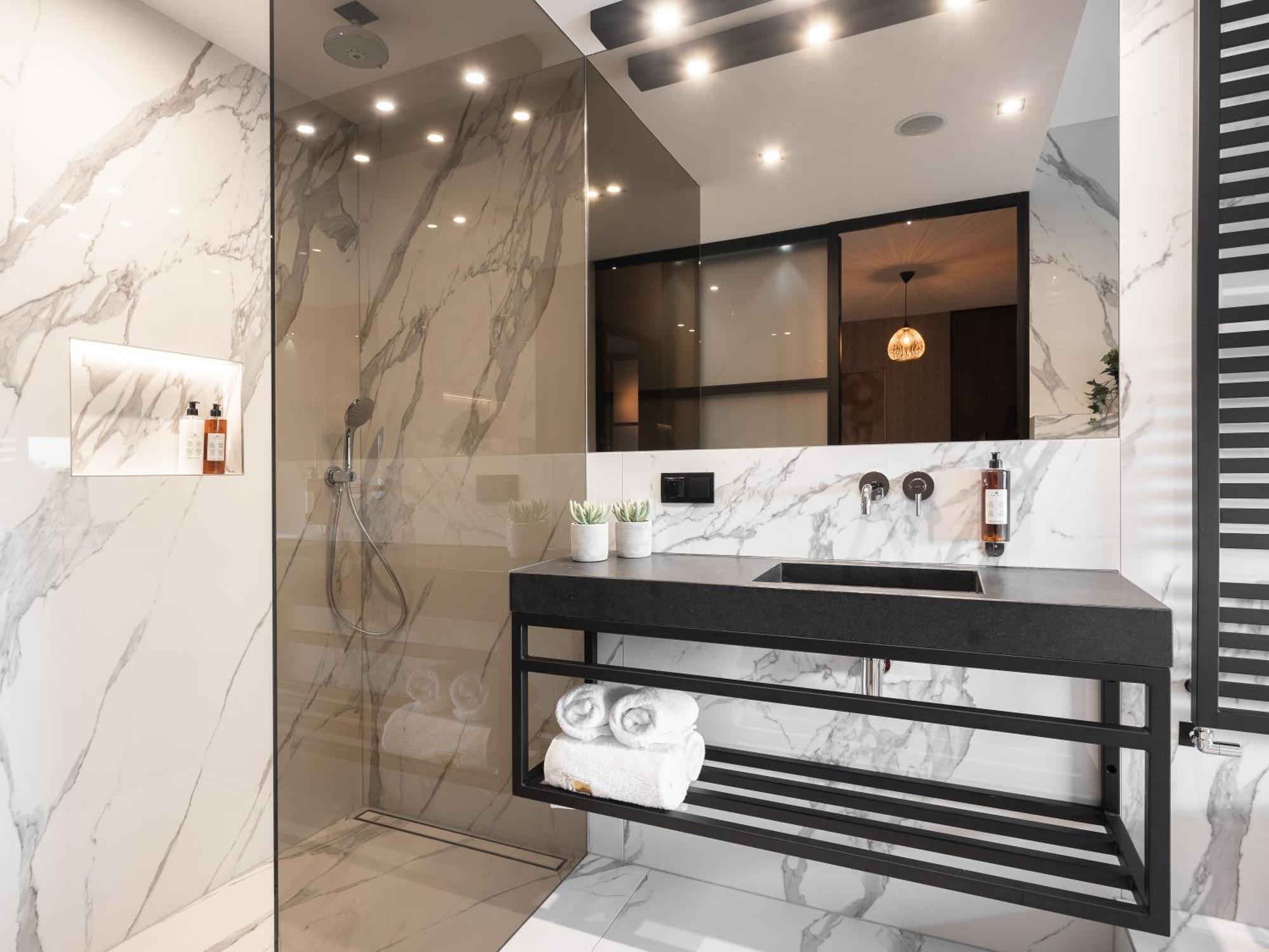 דירות Art Penthouse With Jacuzzi - Krakow Center מראה חיצוני תמונה