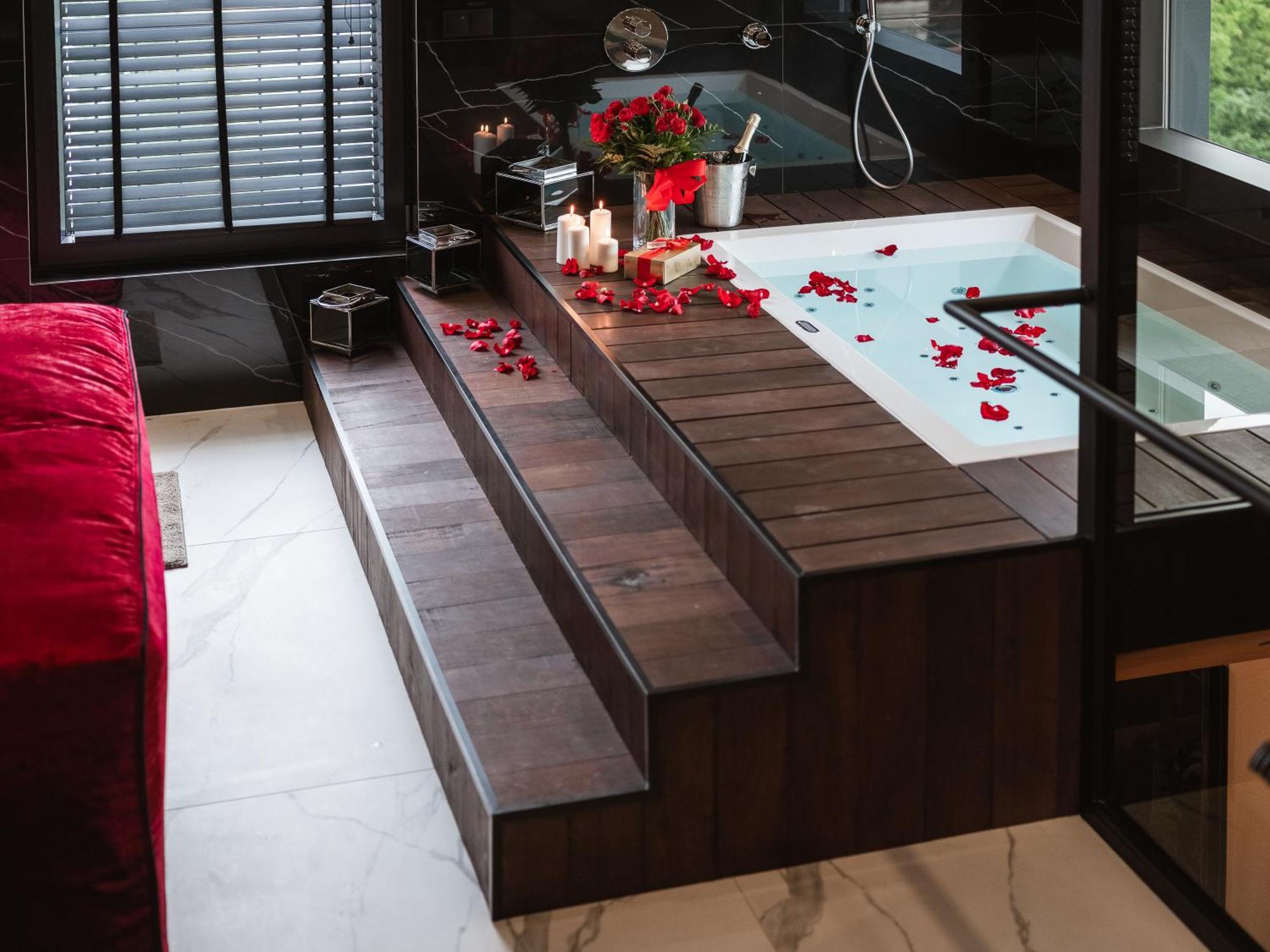 דירות Art Penthouse With Jacuzzi - Krakow Center מראה חיצוני תמונה