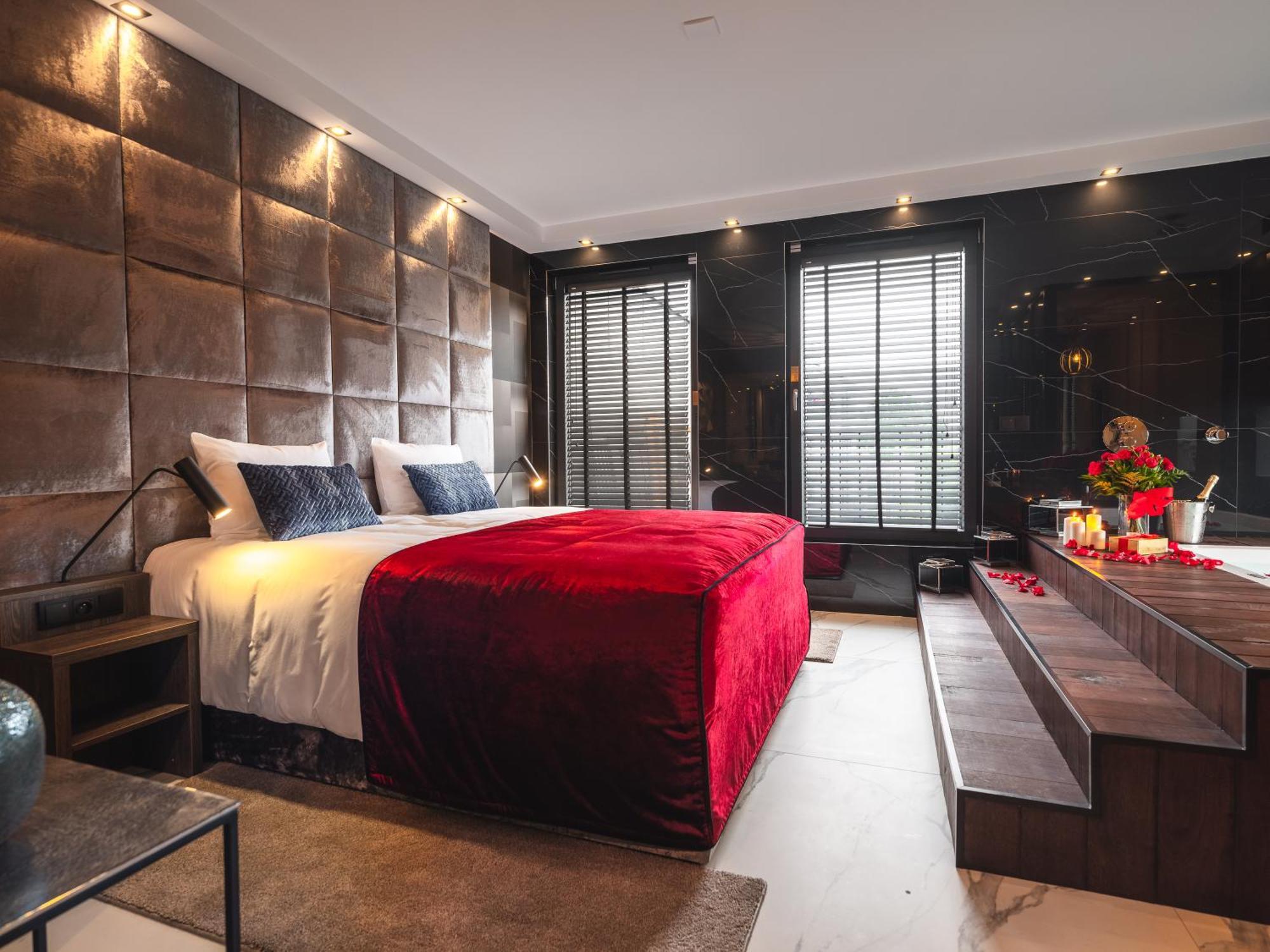 דירות Art Penthouse With Jacuzzi - Krakow Center מראה חיצוני תמונה